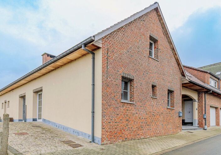 Buitengewoon huis te koop in Opwijk