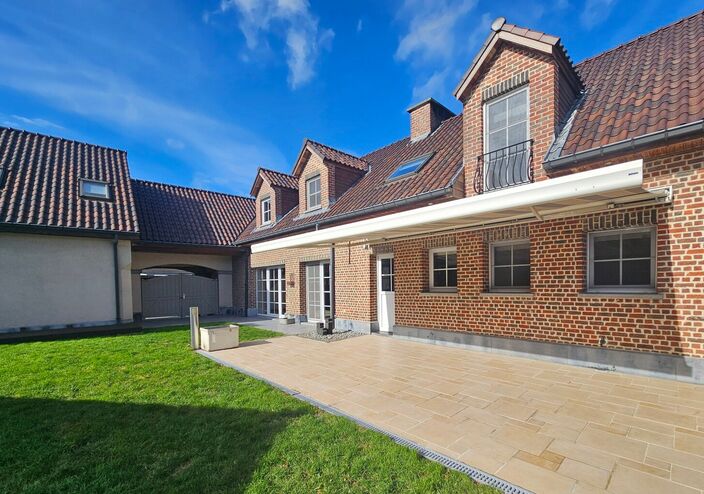 Buitengewoon huis te koop in Opwijk