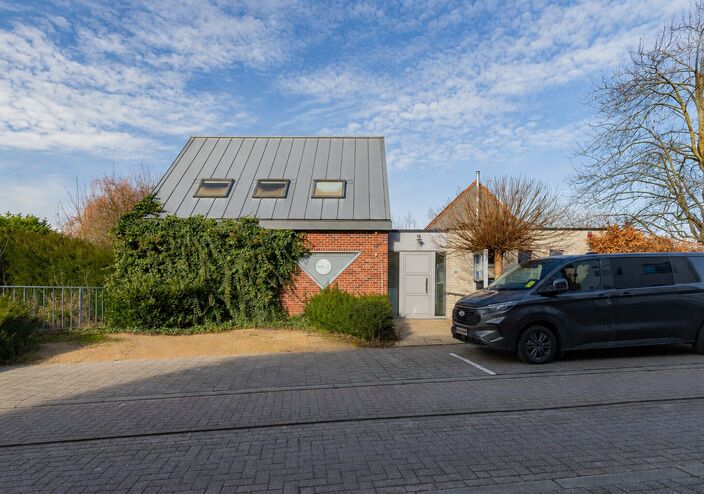 Gebouw voor gemengd gebruik te koop in Opwijk