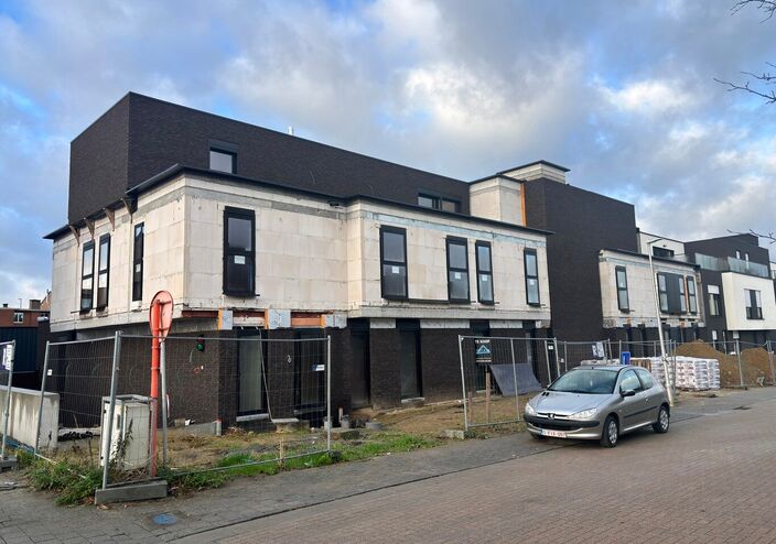 Gelijkvloerse verdieping te koop in Opwijk