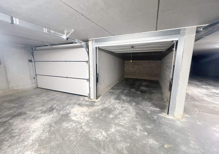 Gesloten garagebox te huur in Opwijk