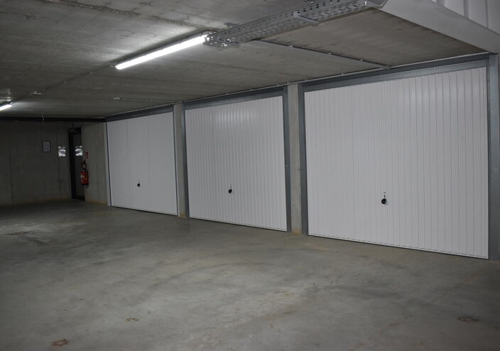 Gesloten garagebox te koop in Haaltert