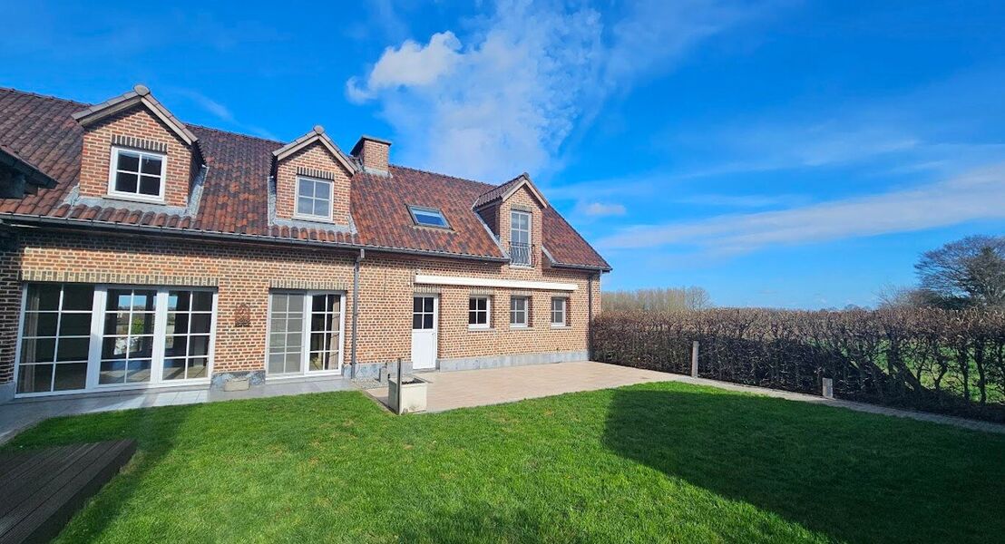 Buitengewoon huis te koop in Opwijk