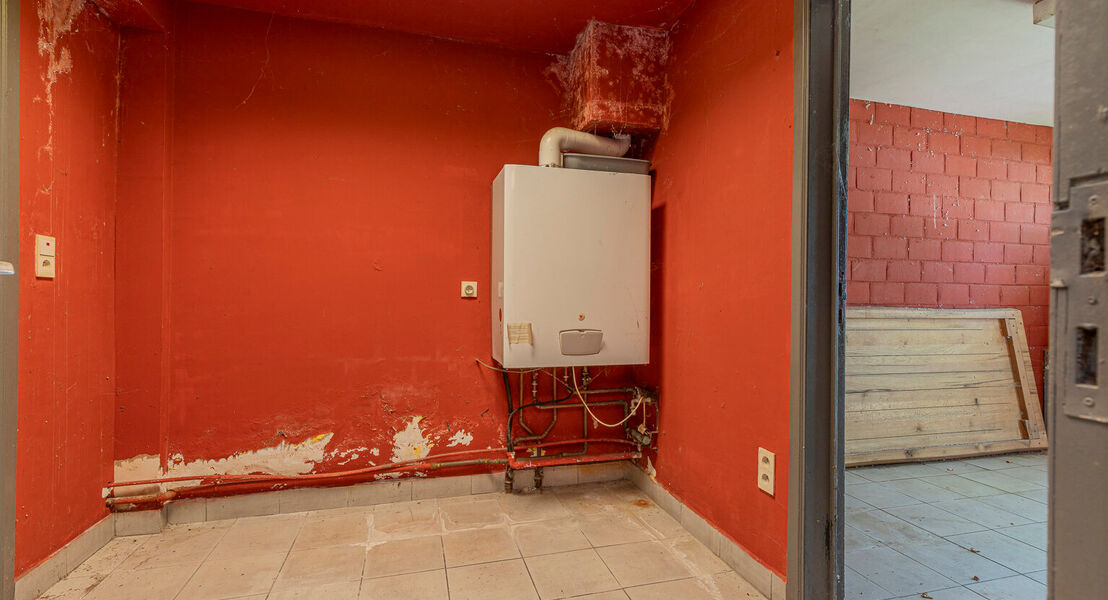 Gebouw voor gemengd gebruik te koop in Lebbeke Denderbelle
