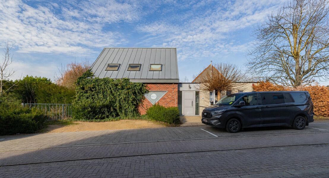 Gebouw voor gemengd gebruik te koop in Opwijk