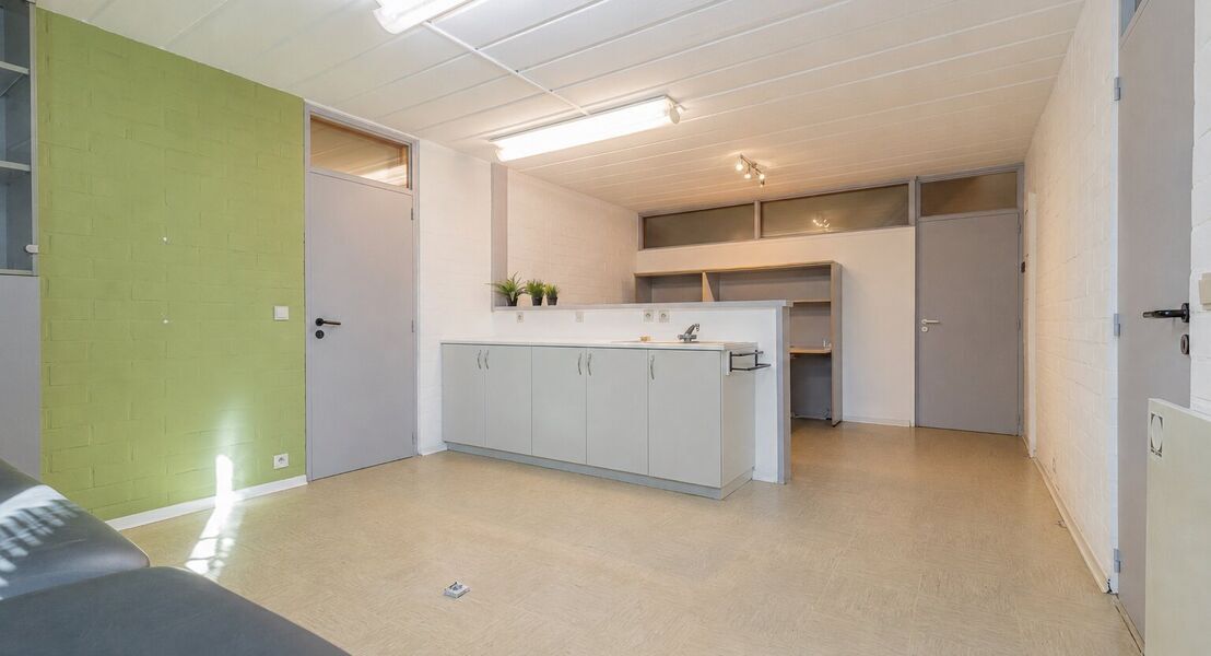 Gebouw voor gemengd gebruik te koop in Opwijk