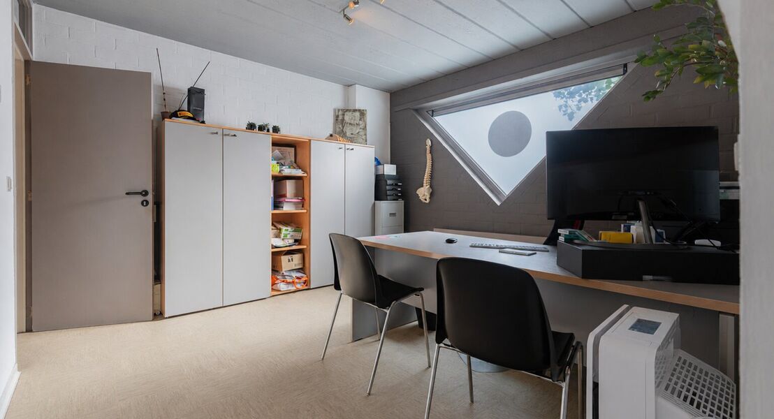 Gebouw voor gemengd gebruik te koop in Opwijk