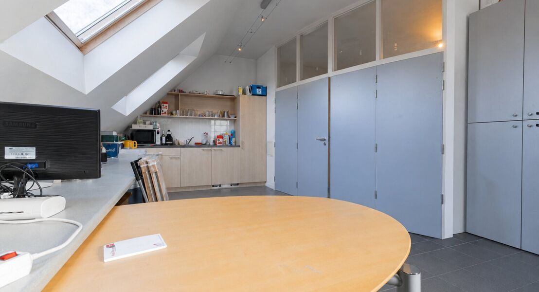 Gebouw voor gemengd gebruik te koop in Opwijk