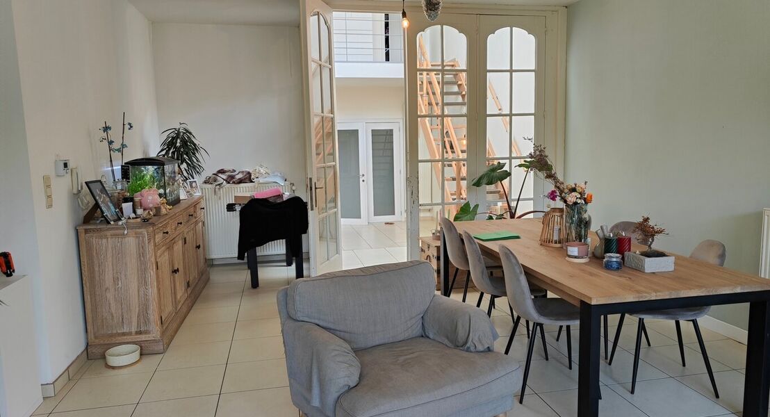 Gelijkvloerse verdieping te huur in Buggenhout