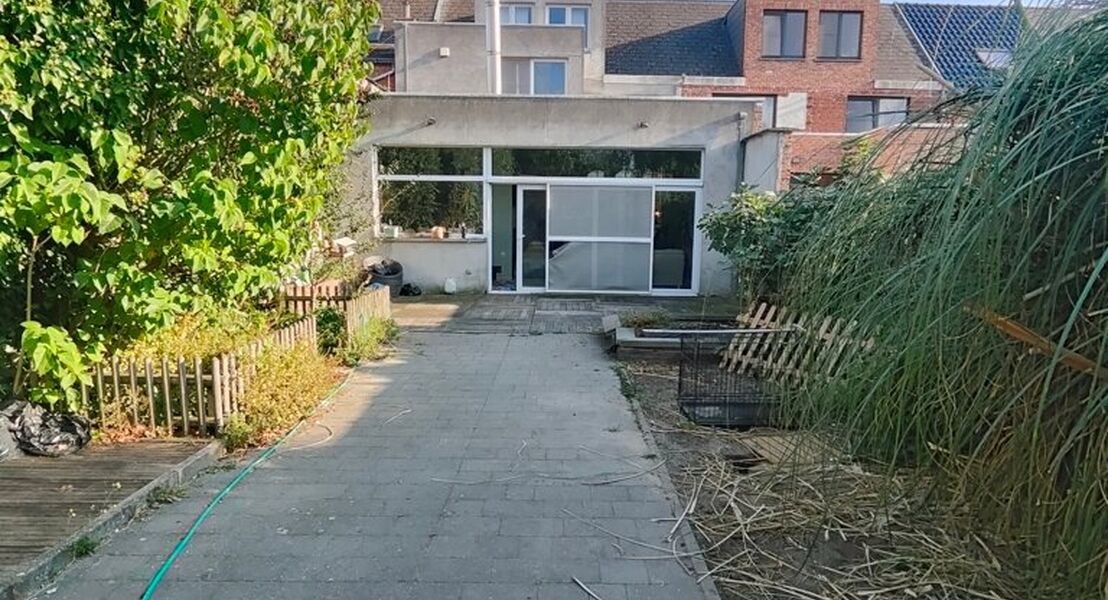 Gelijkvloerse verdieping te huur in Buggenhout