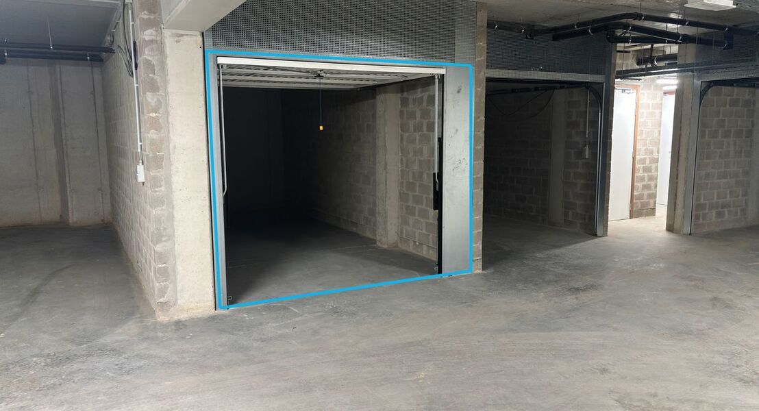 Gesloten garagebox te huur in Opwijk