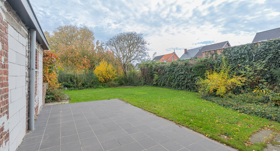 Op te frissen woning te koop in Opwijk