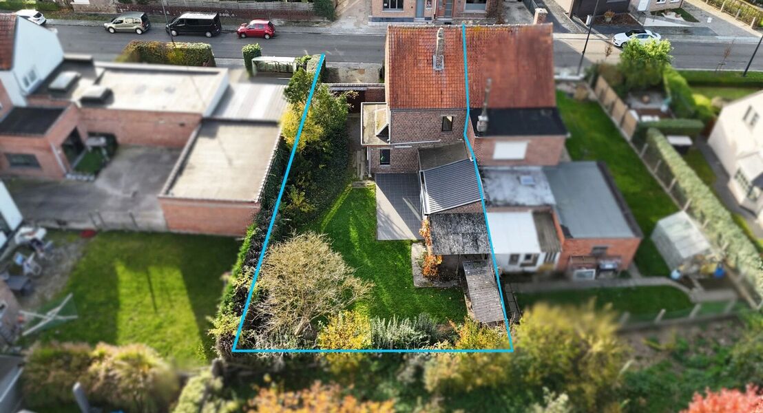 Op te frissen woning te koop in Opwijk