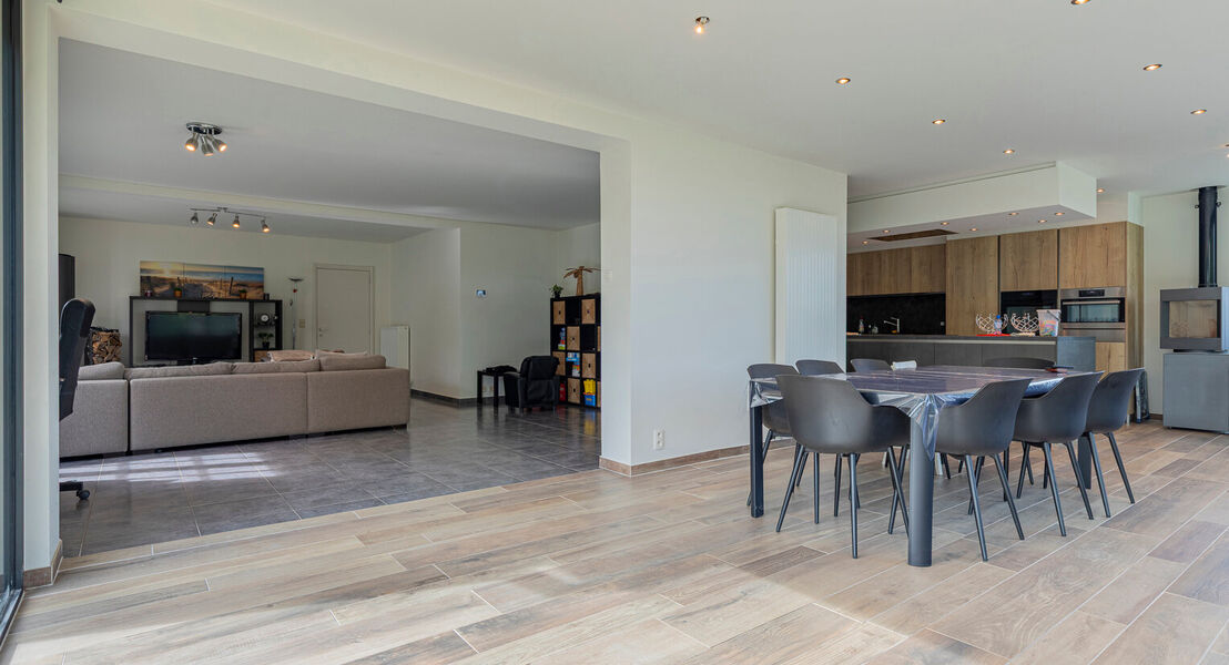 Villa te koop in Asse